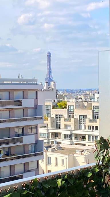 Nice Loft With Romantic View Over The Eiffel Tower Париж Экстерьер фото